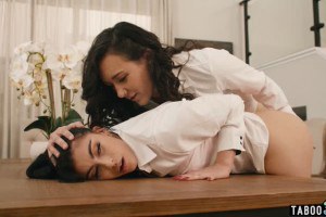 Attractive lesbian Gal Ritchie wants MILF instructor Sinn Sage to tame her