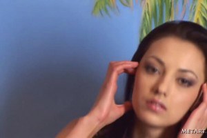 Busty brunette beauty 