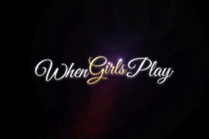 Two dykes home alone!