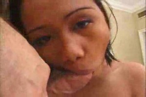 Hammered Filipino bar girl creampied