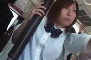 Real asian schoolgils getting fingered in the bus 