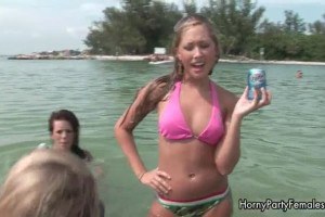 Teenage babes getting horny flashing their teen tits on the beach