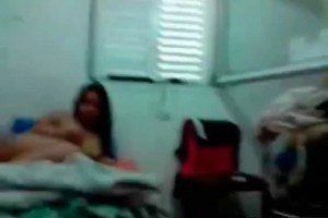 A dirty brunette amateur in oral sex!