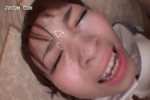 Bukkake fetish oriental  babe gets her face jizzed 