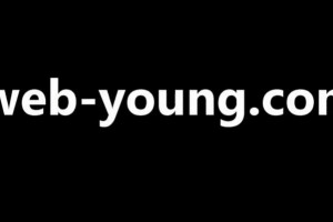 Bored brunette babe masturbating outoors