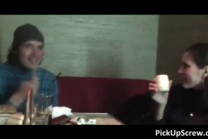 Amateur chick sucking in a toilet