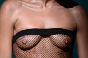 Horny babe in pantyhose going solo with her strapon 