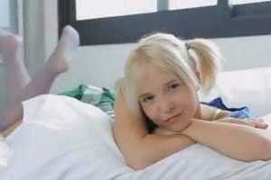 Perfect looking teen masturbating