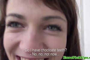 Beautiful redhead from Czech Republic spoils dick in the car