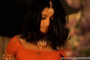 Exotic Indian babe and her snake