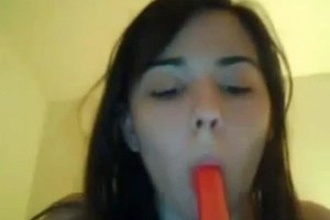 Super Cute Teen Performing On Cam