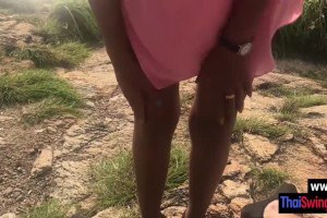 White boyfriend enjoyed outside blow-job from tiny Thai girl friend