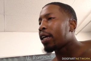 Cuckold boyfriend watches his babe getting fucked by a black dude