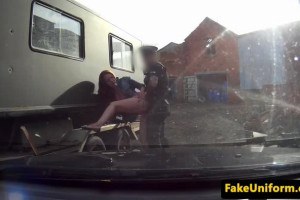 Officer pussyfucks redheaded damsel in distress on roadside
