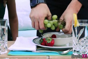 Leah Gotti sucks cock in the jacuzzi after cunnilingus fourway