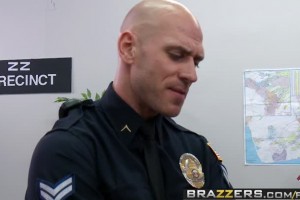 Devon Lee blond MILF gets fucked by a police officer