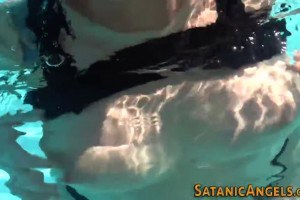 Busty slut loves the taste of cum in her mouth