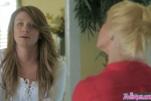 Naughty lezdom boss Anikka Albrite punishes young Aspen Ora