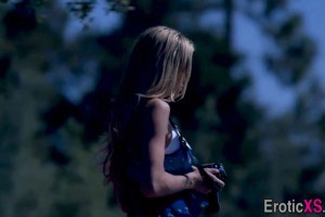 Jade Nile gets sensually fucked outdoors by a married guy