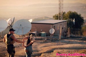 Busty Mexican hottie Luna Star fucks the border patrol officer