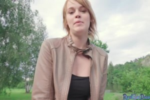 Adorable redhead picked up for a public quickie