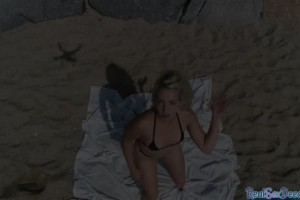 Smallbreasts hottie gets pulled into pov sex on beach