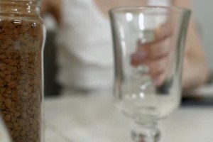 Blonde enjoys ardent sex with boyfriend instead of coffee 