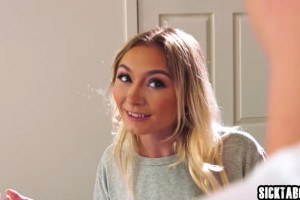 Stepsis Chloe Temple sucking stepbrother and getting drilled