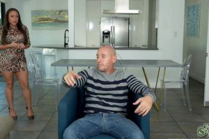 Carmela Clutch gets pounded behind her man's back