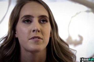 Two stepsisters Cadence Lux and Hazel Moore share boyfriend's pecker