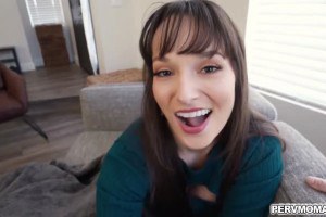 Keeping warm under the blanket with my hot stepmom Lexi Luna