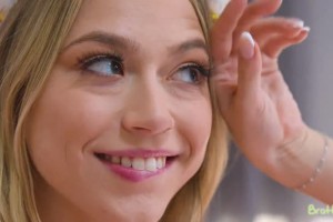 My Busty Stepsister Summer Kline Wants To Play